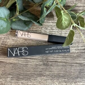 Nars Radiant Creamy Concealer in VANILLA Light 2 - Full Size